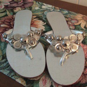 COACH METALLIC SILVER SANDALS SIZE 8B